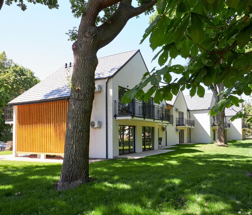 Apartamenty 7 Dębów Pleśna Exterior foto