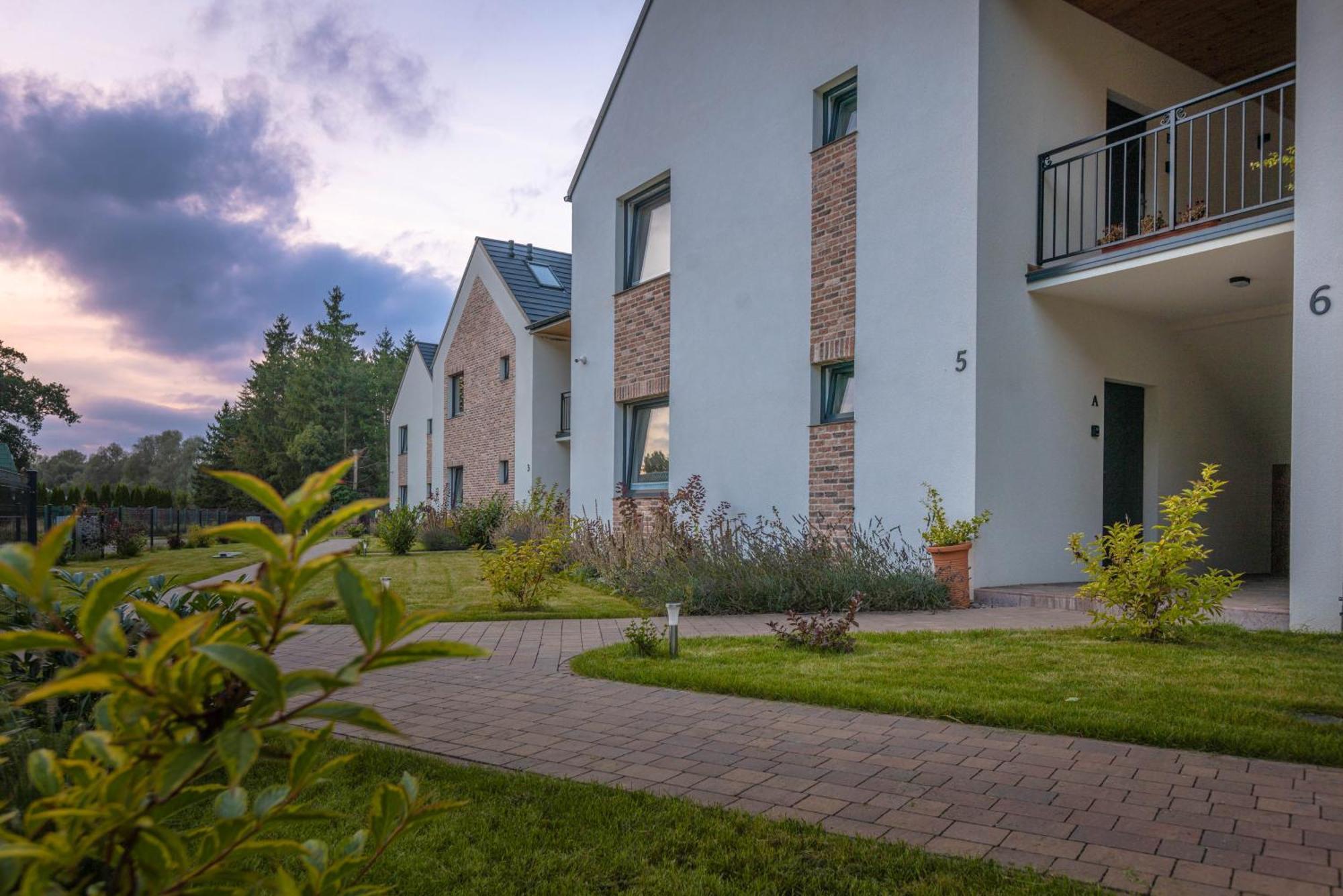 Apartamenty 7 Dębów Pleśna Exterior foto